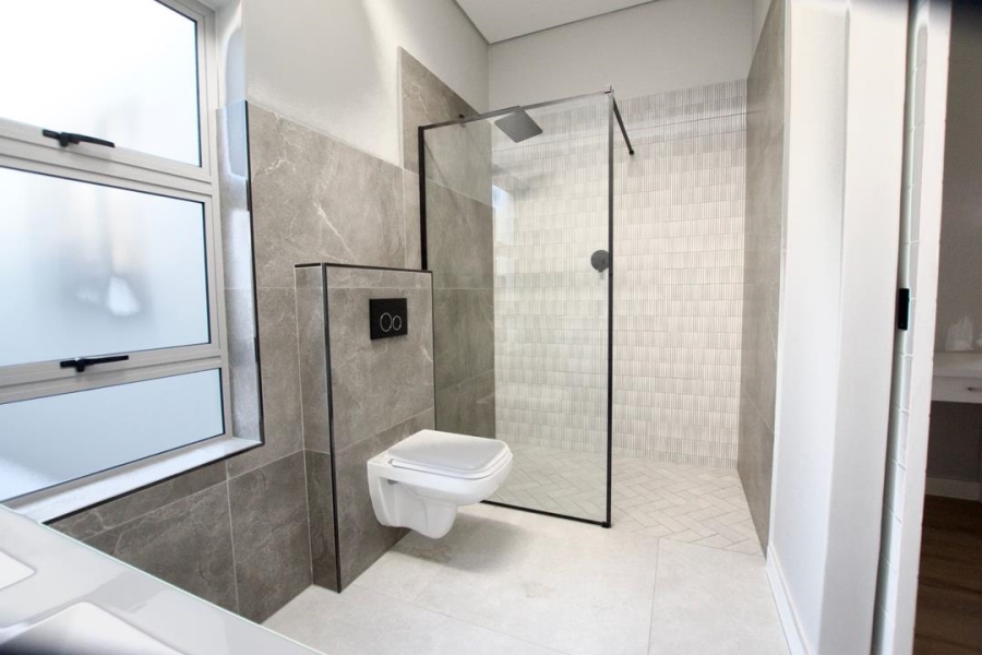 3 Bedroom Property for Sale in Sandown Western Cape